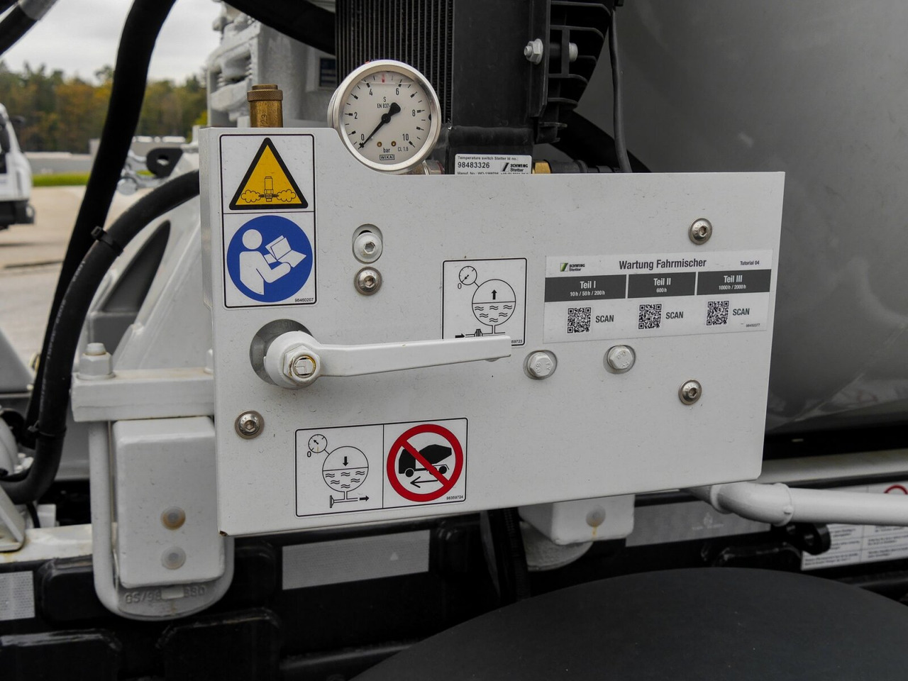 X-Way AD360X40BZ 8x4 X-Way AD360X40BZ 8x4, Stetter 8/9m³ - Camion malaxeur: photos 3 X-Way AD360X40BZ 8x4 X-Way AD360X40BZ 8x4, Stetter 8/9m³ - Camion malaxeur: photos 3