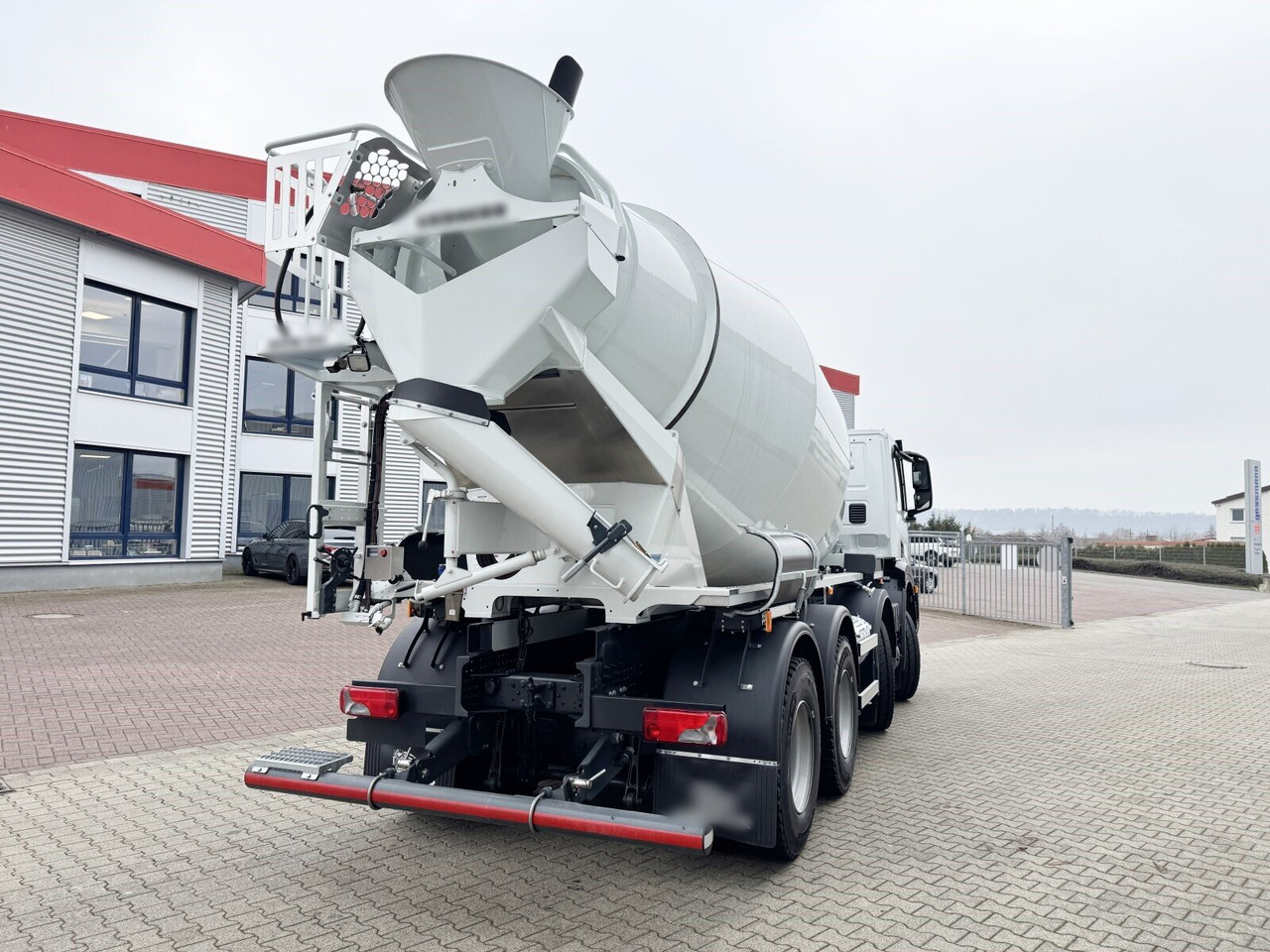 X-Way AD360X42BZ 8x4 X-Way AD360X42BZ 8x4, Karrena 9/10m³ - Camion malaxeur: photos 3 X-Way AD360X42BZ 8x4 X-Way AD360X42BZ 8x4, Karrena 9/10m³ - Camion malaxeur: photos 3