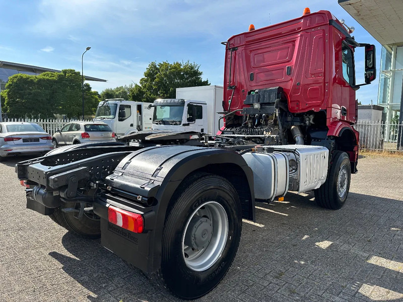 Mercedes-Benz Arocs 1824 4x4 ALLROAD + KIPPER HYDRAULIC + 334.231 KM + SPRING / SPRING + EURO 6 - Tracteur routier: photos 4 Mercedes-Benz Arocs 1824 4x4 ALLROAD + KIPPER HYDRAULIC + 334.231 KM + SPRING / SPRING + EURO 6 - Tracteur routier: photos 4