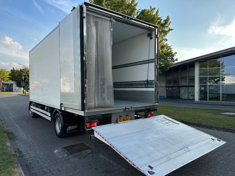 Volvo FL 250 CARRIER SUPRA 750 MT + LIFT + EURO 6 + APK/TUV + 234.099 KM + AIRCO - Camion frigorifique: photos 3 Volvo FL 250 CARRIER SUPRA 750 MT + LIFT + EURO 6 + APK/TUV + 234.099 KM + AIRCO - Camion frigorifique: photos 3