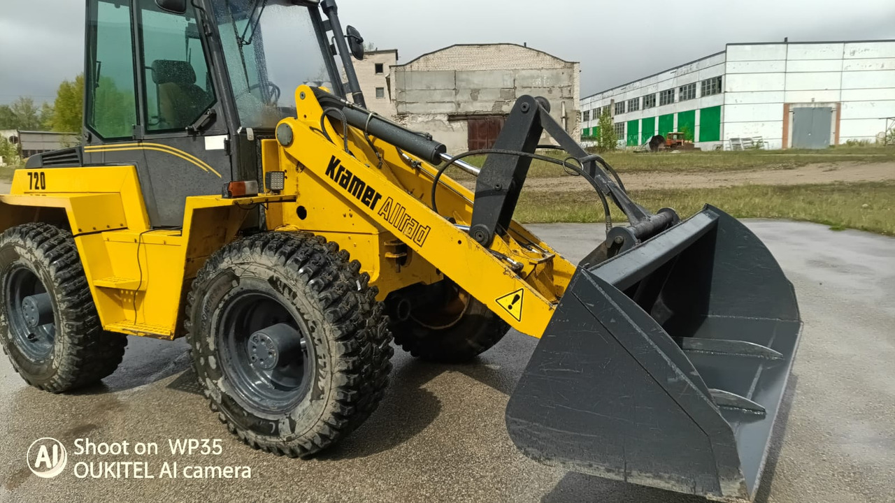KRAMER Allrad 720 typ 305 - Chargeuse sur pneus: photos 2 KRAMER Allrad 720 typ 305 - Chargeuse sur pneus: photos 2