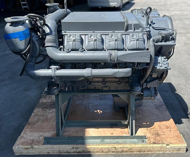 Deutz BF8L513 - Moteur pour Engins de chantier: photos 1 Deutz BF8L513 - Moteur pour Engins de chantier: photos 1
