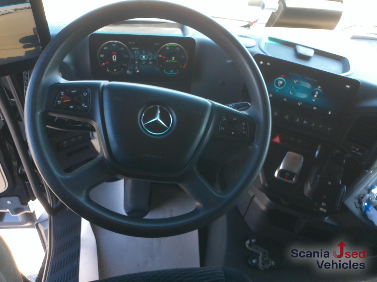 MERCEDES-BENZ Actros 1846LS mit Hydraulik - Tracteur routier: photos 2 MERCEDES-BENZ Actros 1846LS mit Hydraulik - Tracteur routier: photos 2