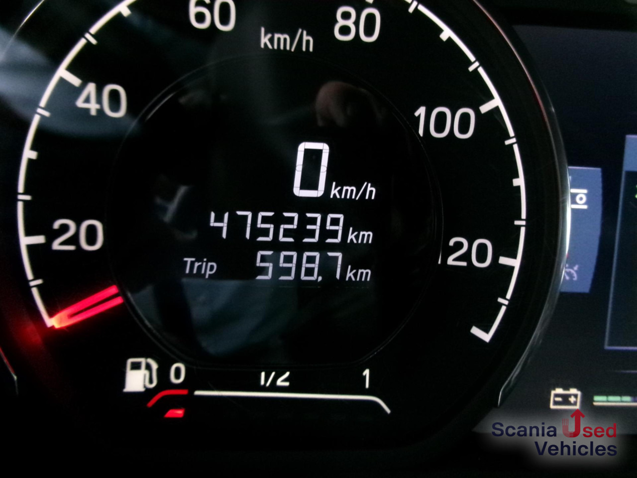 SCANIA R 450 A4x2EB 2 Tanks Standklima TOP!!! - Tracteur routier: photos 3 SCANIA R 450 A4x2EB 2 Tanks Standklima TOP!!! - Tracteur routier: photos 3