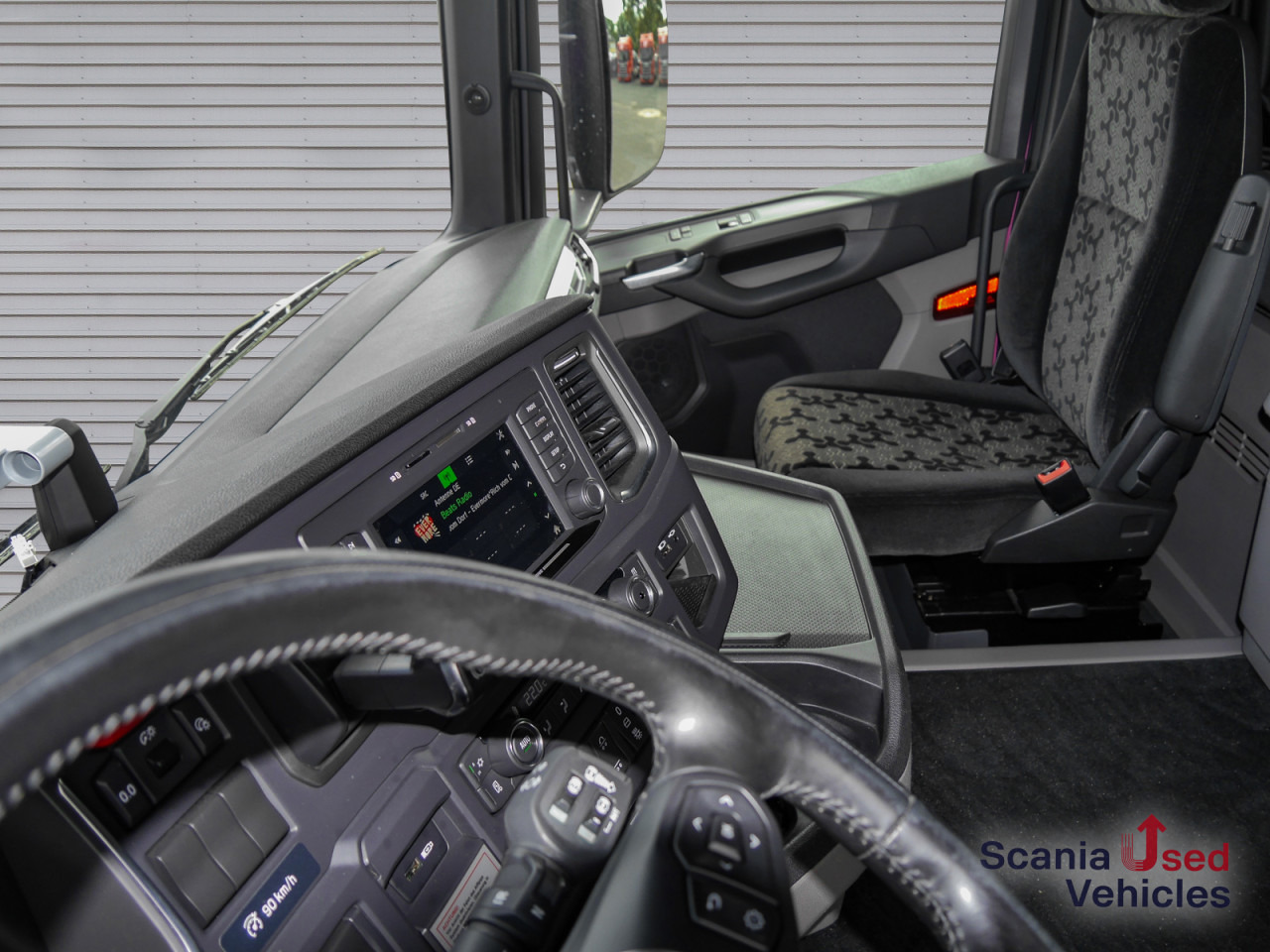SCANIA R 410 B6x2*4NB - Pritsche / Plane / Hecktüren - - Camion à rideaux coulissants: photos 3 SCANIA R 410 B6x2*4NB - Pritsche / Plane / Hecktüren - - Camion à rideaux coulissants: photos 3