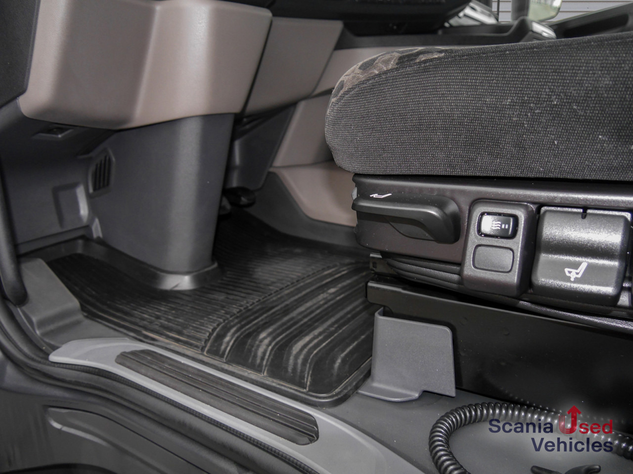 SCANIA R 460 A4x2EB - SUPER - - Tracteur routier: photos 4 SCANIA R 460 A4x2EB - SUPER - - Tracteur routier: photos 4