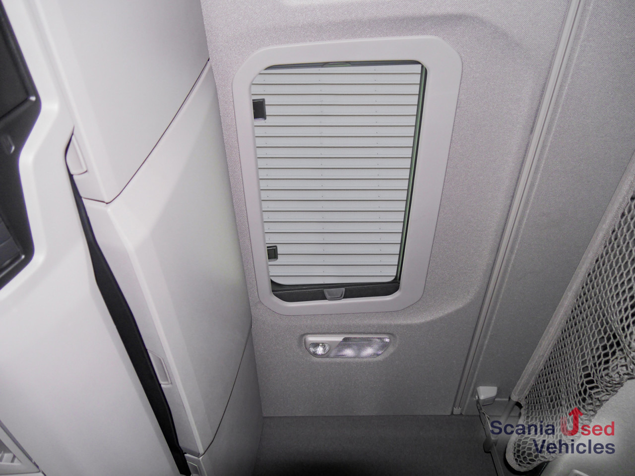 SCANIA R 460 A4x2EB - SUPER - - Tracteur routier: photos 3 SCANIA R 460 A4x2EB - SUPER - - Tracteur routier: photos 3