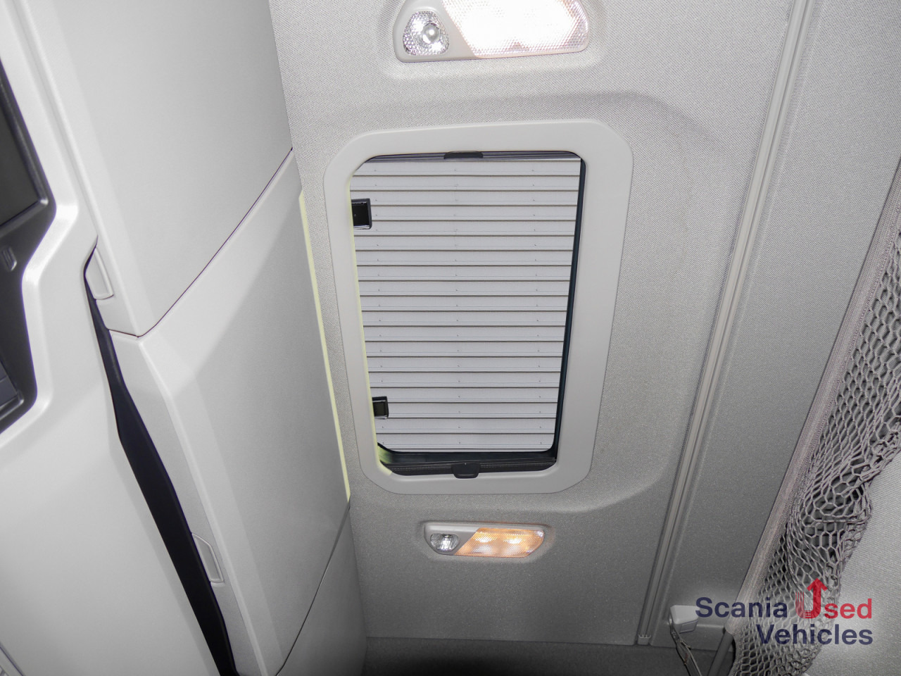 SCANIA R 460 A4x2NA - SUPER - - Tracteur routier: photos 2 SCANIA R 460 A4x2NA - SUPER - - Tracteur routier: photos 2