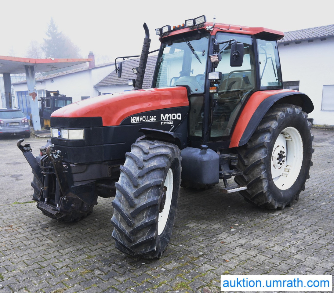 NEW HOLLAND M100 4x4 - Tracteur agricole: photos 1 NEW HOLLAND M100 4x4 - Tracteur agricole: photos 1