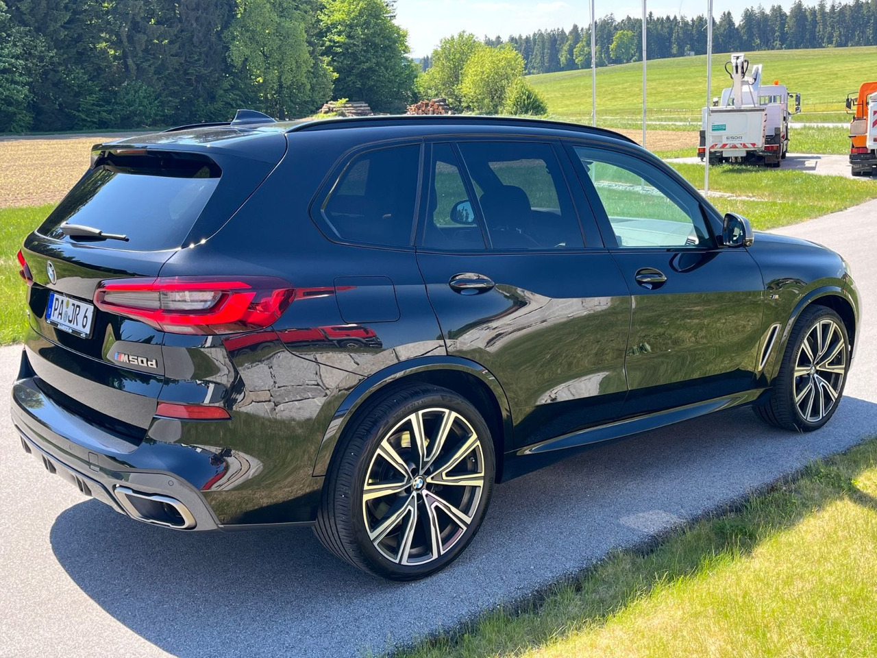 BMW X5 Baureihe X5 M50 d - SUV: photos 4 BMW X5 Baureihe X5 M50 d - SUV: photos 4