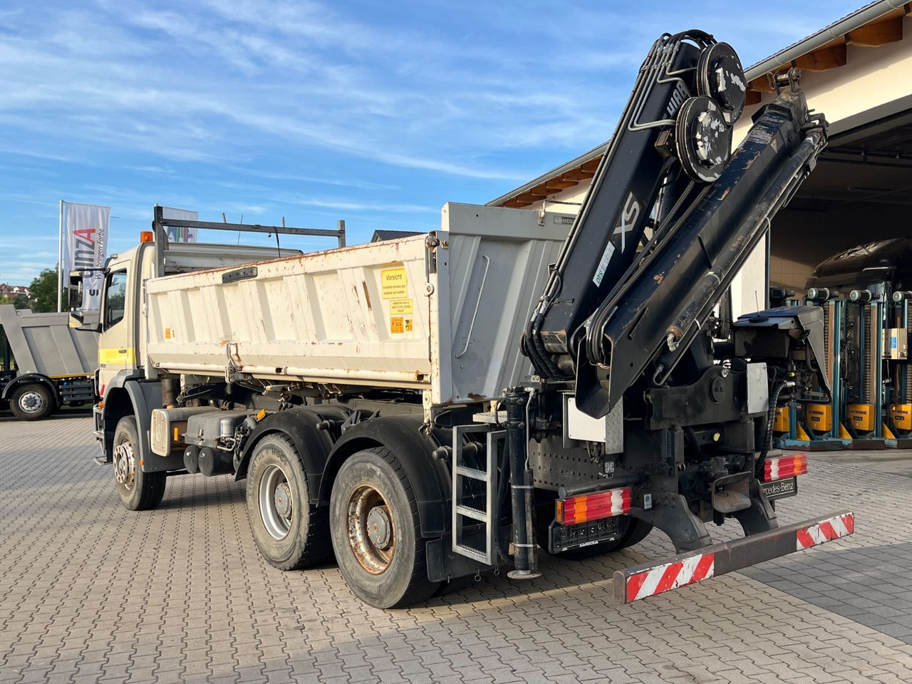 Mercedes-Benz Axor 2633 6x4 Meiller Kipper HIAB 144E-3 Kran - Camion benne, Camion grue: photos 4 Mercedes-Benz Axor 2633 6x4 Meiller Kipper HIAB 144E-3 Kran - Camion benne, Camion grue: photos 4