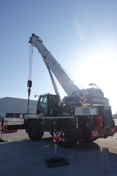 Liebherr LRT 1100-2.1 - Grue mobile: photos 2 Liebherr LRT 1100-2.1 - Grue mobile: photos 2