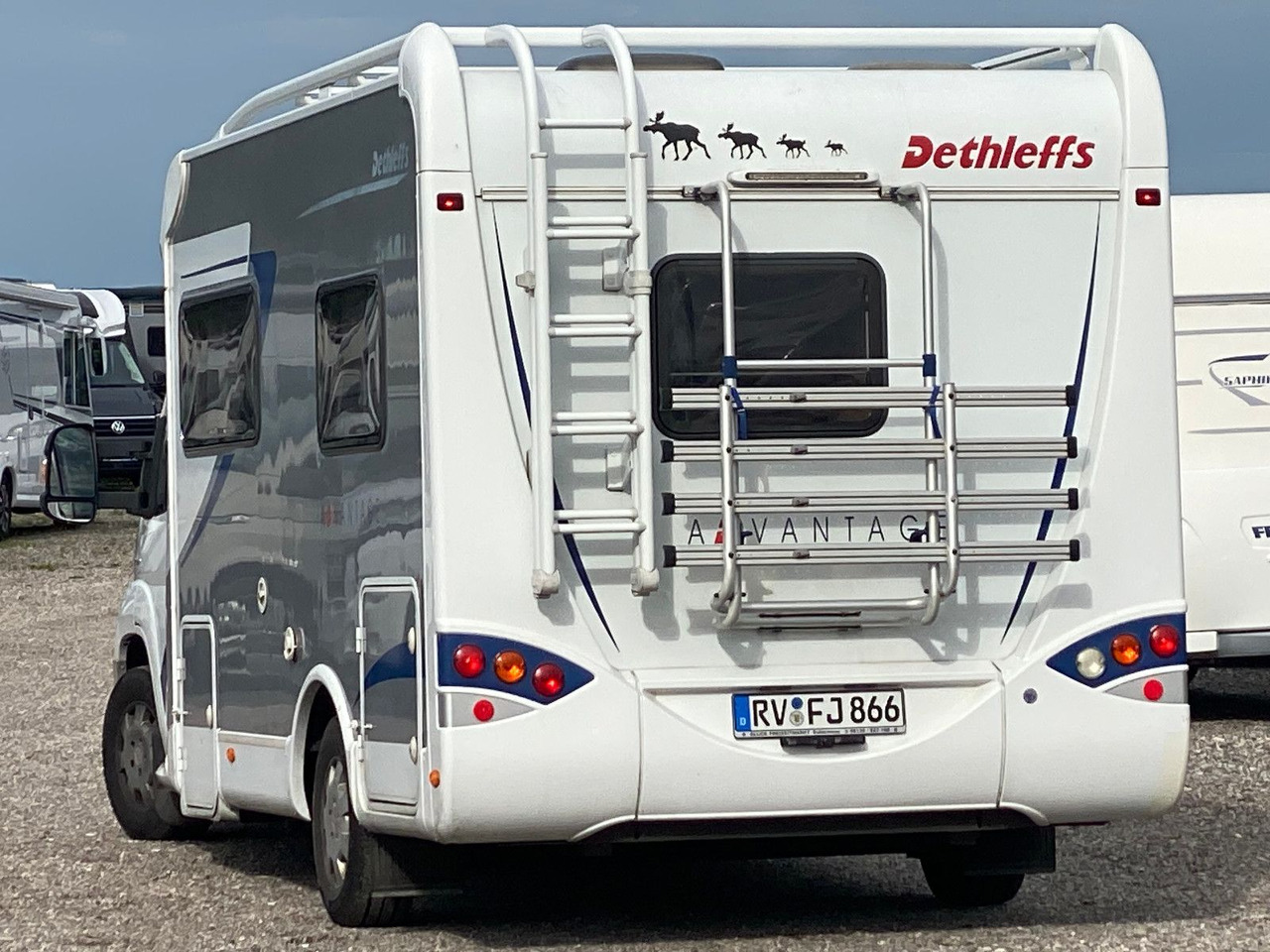 Dethleffs T 5841 - Camping-car profilé: photos 4 Dethleffs T 5841 - Camping-car profilé: photos 4