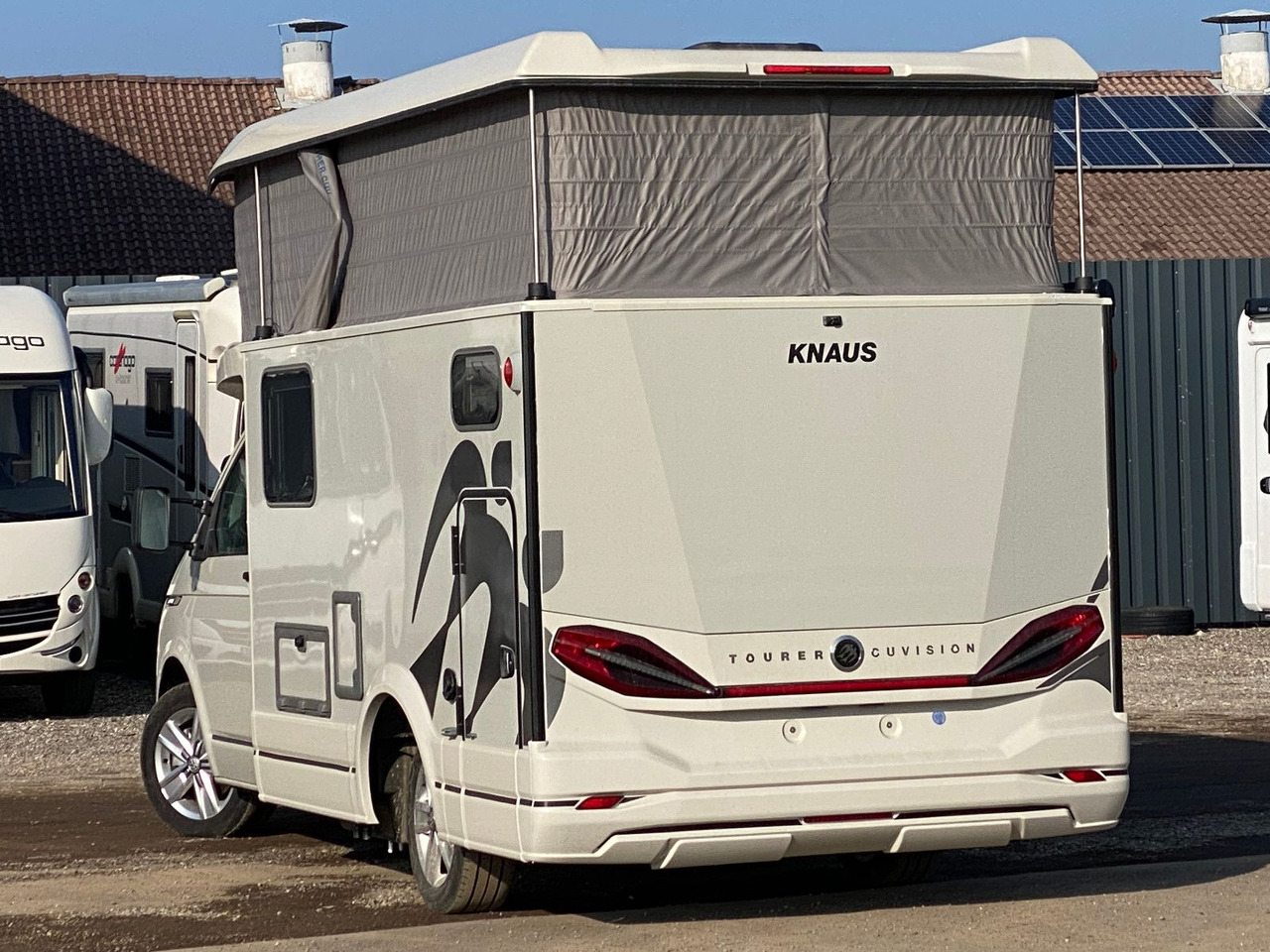 Knaus Tourer CUV 500 MQ CUVISION ohne Slide Bett - Camping-car profilé: photos 5 Knaus Tourer CUV 500 MQ CUVISION ohne Slide Bett - Camping-car profilé: photos 5