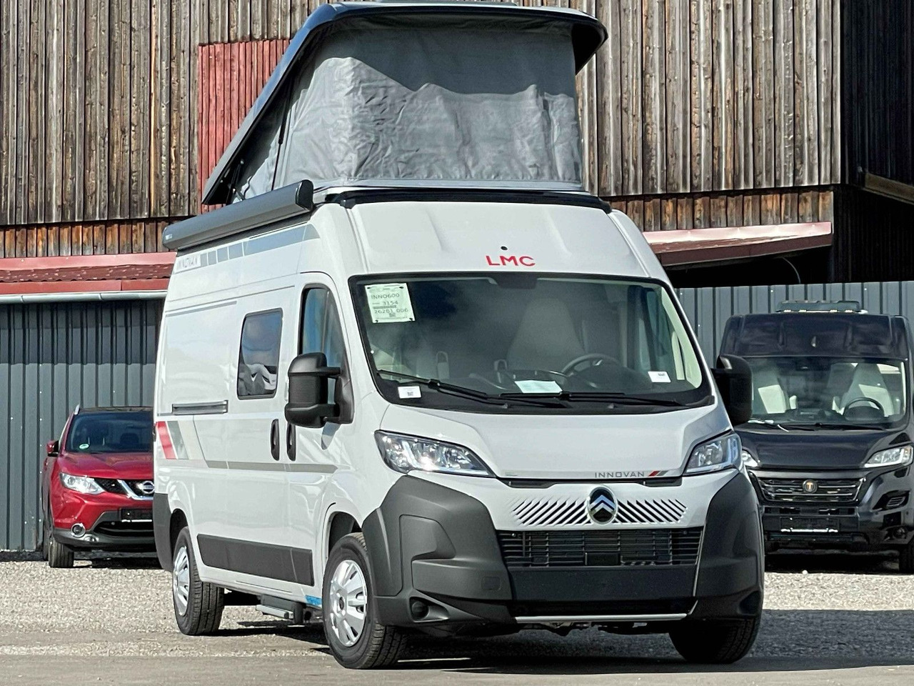 LMC INNOVAN 600 ,ASD, Aufstelldach,26 Modell, - Fourgon aménagé: photos 1 LMC INNOVAN 600 ,ASD, Aufstelldach,26 Modell, - Fourgon aménagé: photos 1