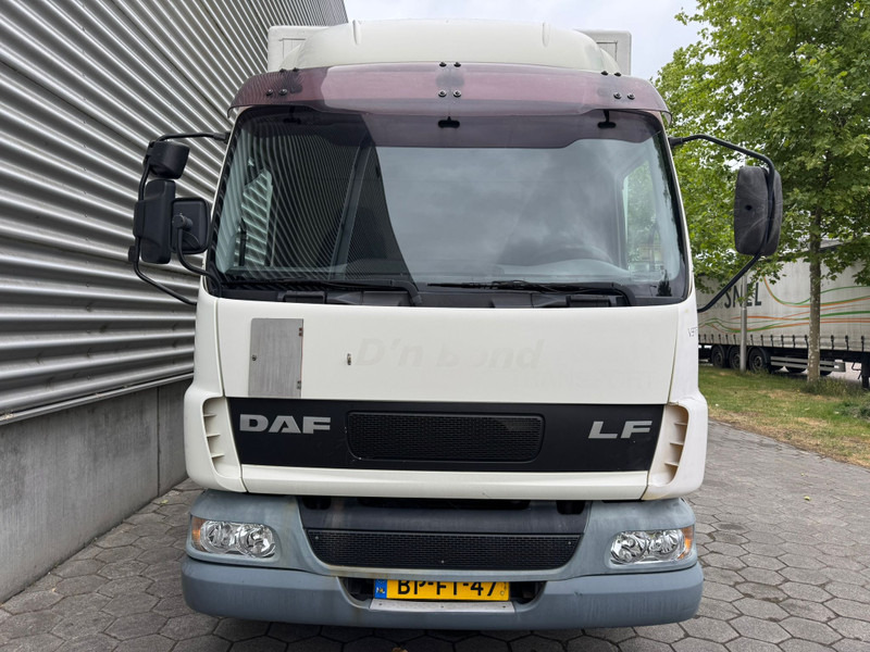 DAF LF 45.150 / Manual / Euro 3 / Tail Lift / TUV: 2-2026 / NL truck - Camion fourgon: photos 5 DAF LF 45.150 / Manual / Euro 3 / Tail Lift / TUV: 2-2026 / NL truck - Camion fourgon: photos 5