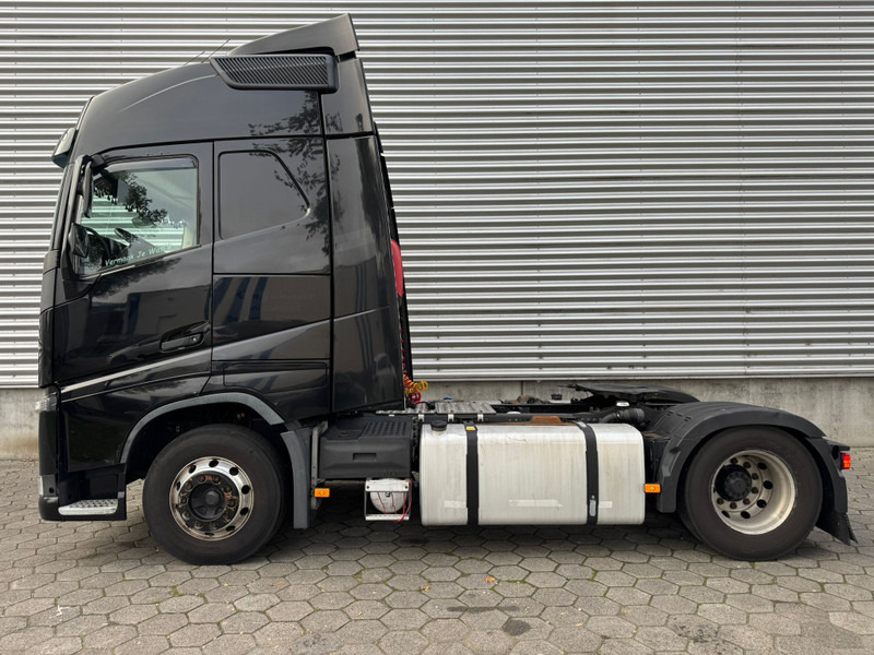 Volvo FH 420 / I-Shift / 2 Tanks / Euro 6 / NL Truck - Tracteur routier: photos 5 Volvo FH 420 / I-Shift / 2 Tanks / Euro 6 / NL Truck - Tracteur routier: photos 5