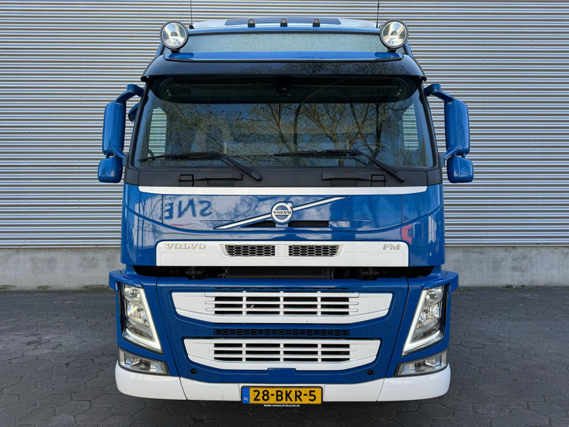Volvo FM 370 / 2 Tanks / I-Shift / NL Truck - Tracteur routier: photos 4 Volvo FM 370 / 2 Tanks / I-Shift / NL Truck - Tracteur routier: photos 4