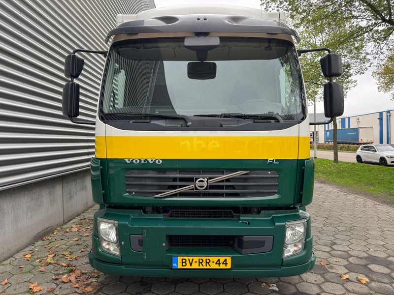 Volvo FL 240 / 6 Cylinder / 18 Tons / Tail Lift / TUV:5-2026 / NL Truck - Camion fourgon: photos 5 Volvo FL 240 / 6 Cylinder / 18 Tons / Tail Lift / TUV:5-2026 / NL Truck - Camion fourgon: photos 5