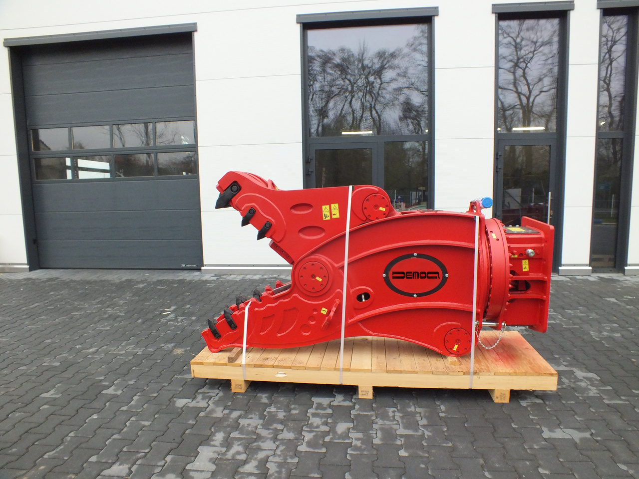 DEMOQ DH16 Hydraulic Rotating Pulveriser Crusher 1750 KG - Cisaille de démolition pour Pelle: photos 3 DEMOQ DH16 Hydraulic Rotating Pulveriser Crusher 1750 KG - Cisaille de démolition pour Pelle: photos 3