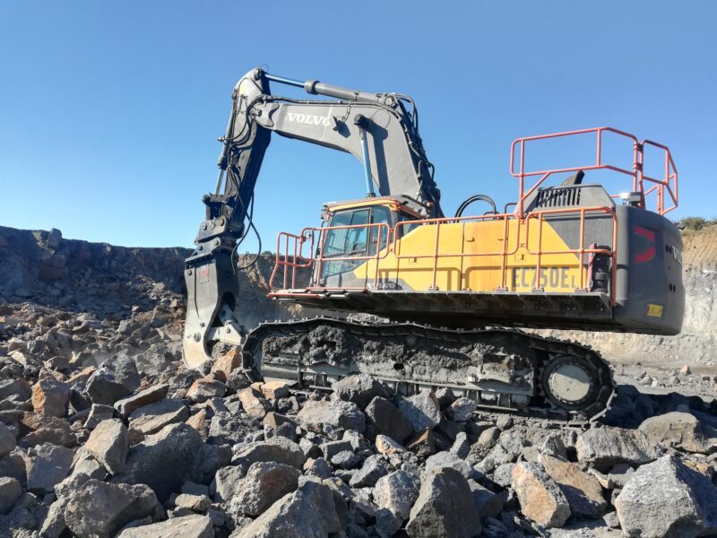VTN VF23 Hydraulic Fixed Pulveriser Crusher 2400 kg - Cisaille de démolition pour Pelle: photos 2 VTN VF23 Hydraulic Fixed Pulveriser Crusher 2400 kg - Cisaille de démolition pour Pelle: photos 2