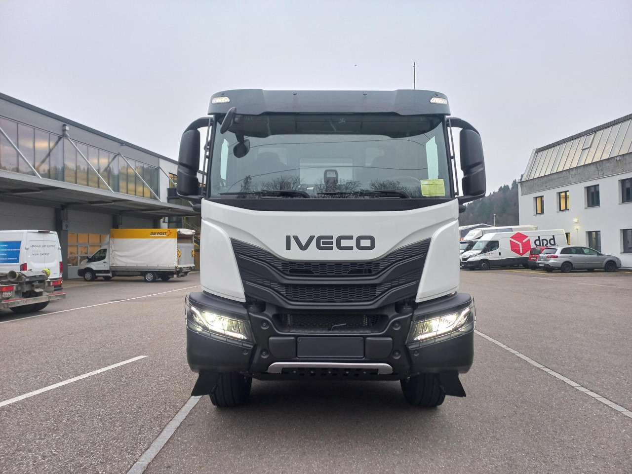 IVECO AD360X50Z HR OFF XWay mit Nüssli 2 Seitenkipper - Camion benne: photos 3 IVECO AD360X50Z HR OFF XWay mit Nüssli 2 Seitenkipper - Camion benne: photos 3
