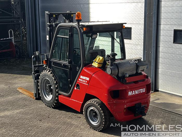 Manitou MSI35T 4ST3A - Chariot tout terrain: photos 4 Manitou MSI35T 4ST3A - Chariot tout terrain: photos 4