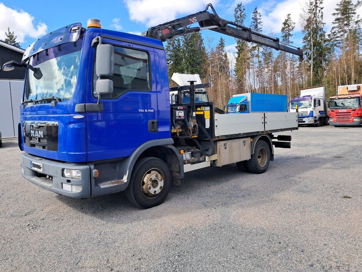 Man TGL 8.150 - Camion grue: photos 2 Man TGL 8.150 - Camion grue: photos 2