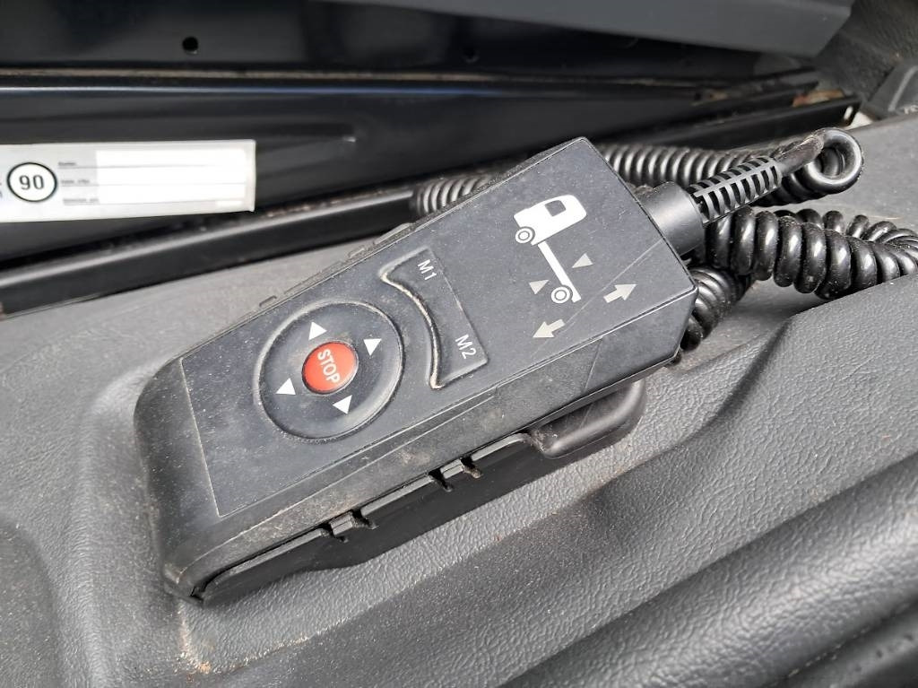 Camion frigorifique Mercedes-Benz Atego 918 Euro 6: photos 9 Camion frigorifique Mercedes-Benz Atego 918 Euro 6: photos 9