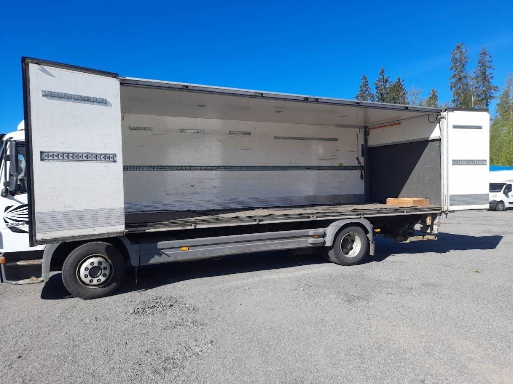 Mercedes-Benz Atego - Camion fourgon: photos 1 Mercedes-Benz Atego - Camion fourgon: photos 1