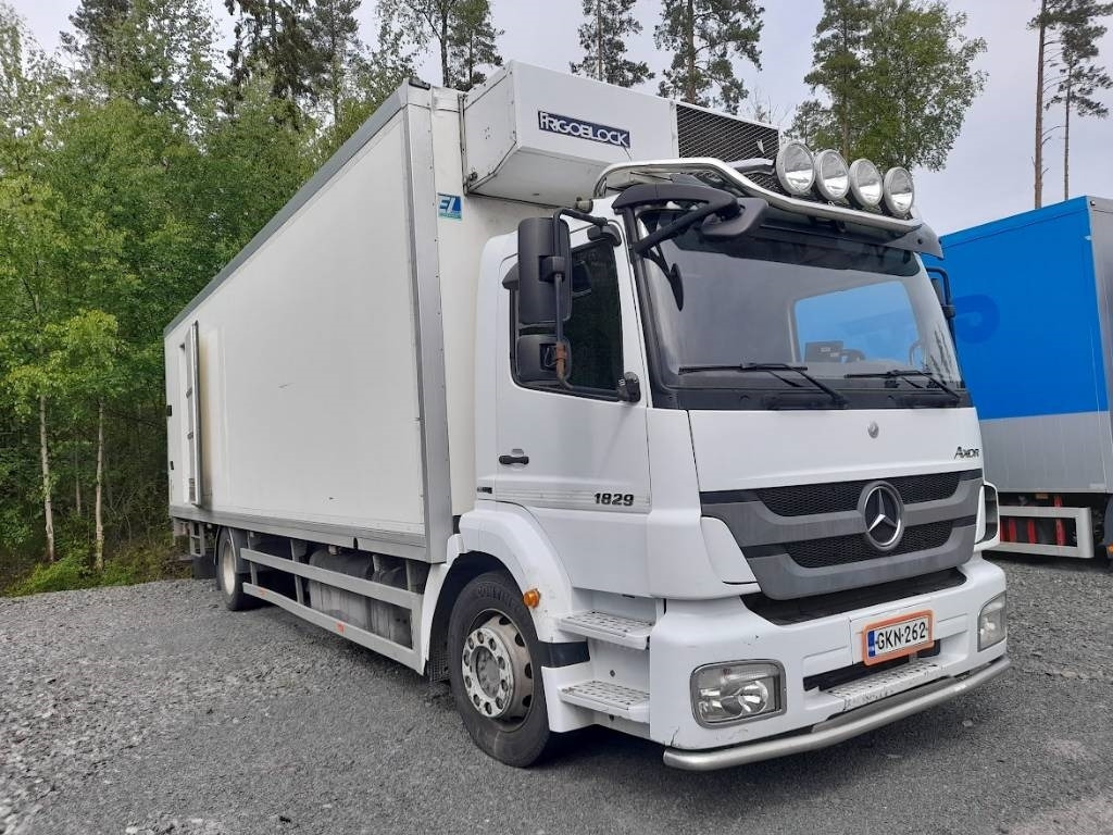 Mercedes-Benz Axor 1829 - Camion frigorifique: photos 1 Mercedes-Benz Axor 1829 - Camion frigorifique: photos 1