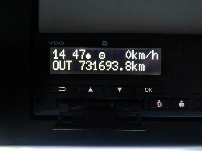 Tracteur routier Mercedes-Benz Actros 1842 Euro 5, Big Space, TUV, Automatic, NL Truck TOP!: photos 16 Tracteur routier Mercedes-Benz Actros 1842 Euro 5, Big Space, TUV, Automatic, NL Truck TOP!: photos 16