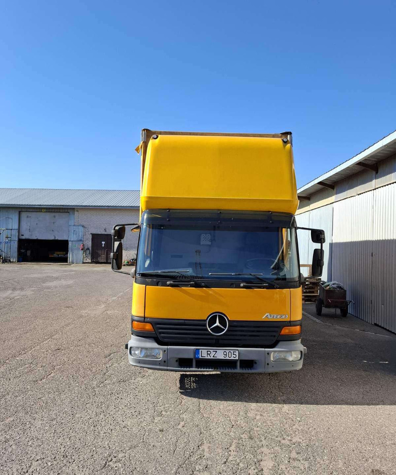 Mercedes-Benz Atego - Camion à rideaux coulissants: photos 1 Mercedes-Benz Atego - Camion à rideaux coulissants: photos 1