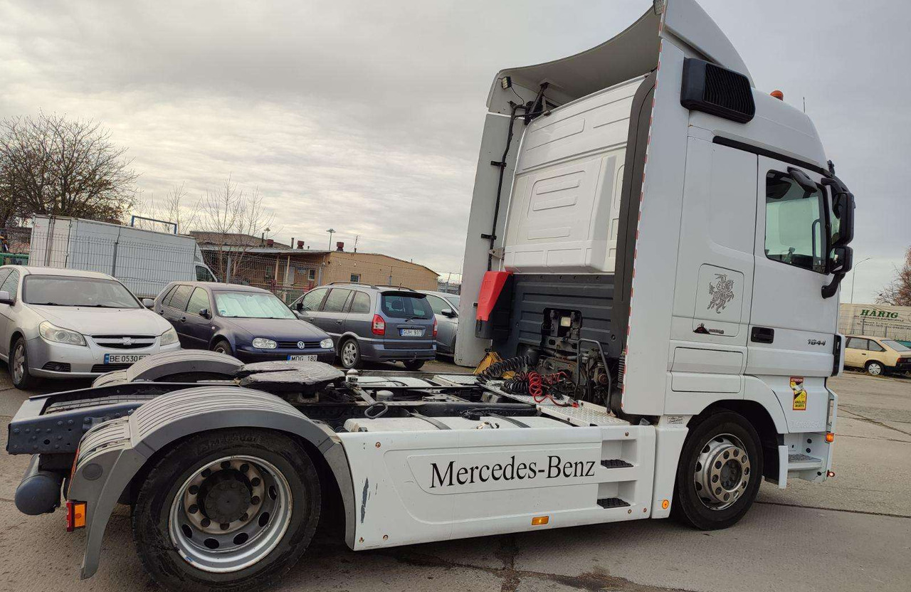 Tracteur routier Mercedes-Benz Actros 1844 LS: photos 6 Tracteur routier Mercedes-Benz Actros 1844 LS: photos 6