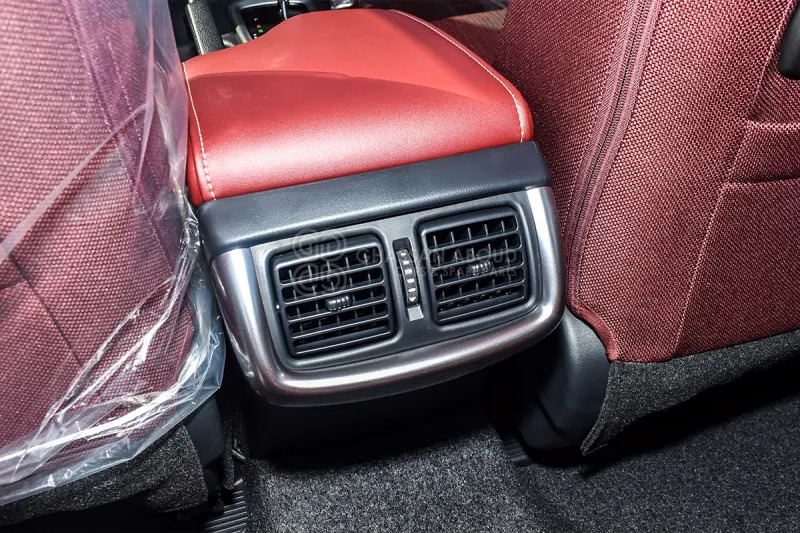 Toyota Hilux 4X4 Double Cabin - Pick-up, Utilitaire double cabine: photos 5 Toyota Hilux 4X4 Double Cabin - Pick-up, Utilitaire double cabine: photos 5
