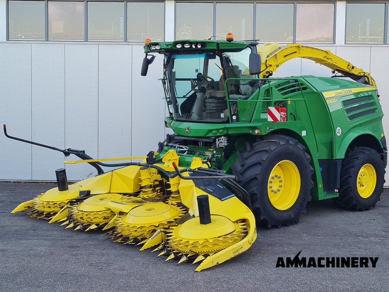 John Deere 8300 pro drive - Ensileuse: photos 2 John Deere 8300 pro drive - Ensileuse: photos 2
