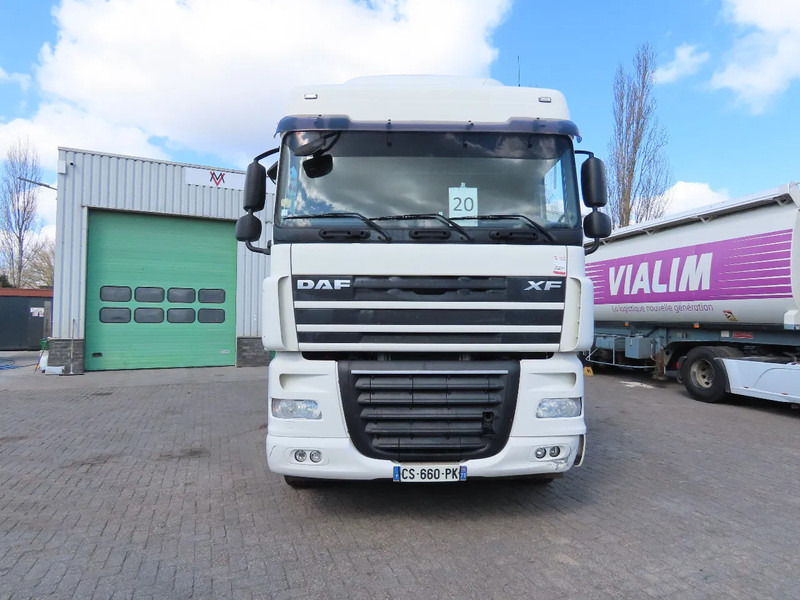 DAF XF 105.460 654164 km EEV Euro5 , 6x2, Retarder, towbar. FRANCE truck! - Camion plateau: photos 3 DAF XF 105.460 654164 km EEV Euro5 , 6x2, Retarder, towbar. FRANCE truck! - Camion plateau: photos 3