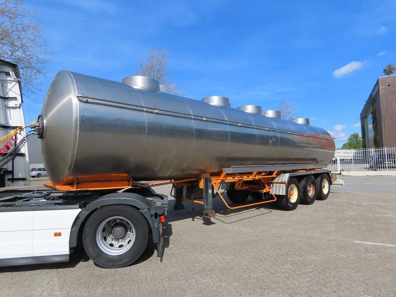 Magyar 5 compartments , 32500L FOOD, air susp, (5 DIFFERENT PRODUCTS) !! - Semi-remorque citerne: photos 1 Magyar 5 compartments , 32500L FOOD, air susp, (5 DIFFERENT PRODUCTS) !! - Semi-remorque citerne: photos 1