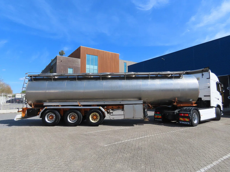 Magyar 5 compartments , 32500L FOOD, air susp, (5 DIFFERENT PRODUCTS) !! - Semi-remorque citerne: photos 3 Magyar 5 compartments , 32500L FOOD, air susp, (5 DIFFERENT PRODUCTS) !! - Semi-remorque citerne: photos 3