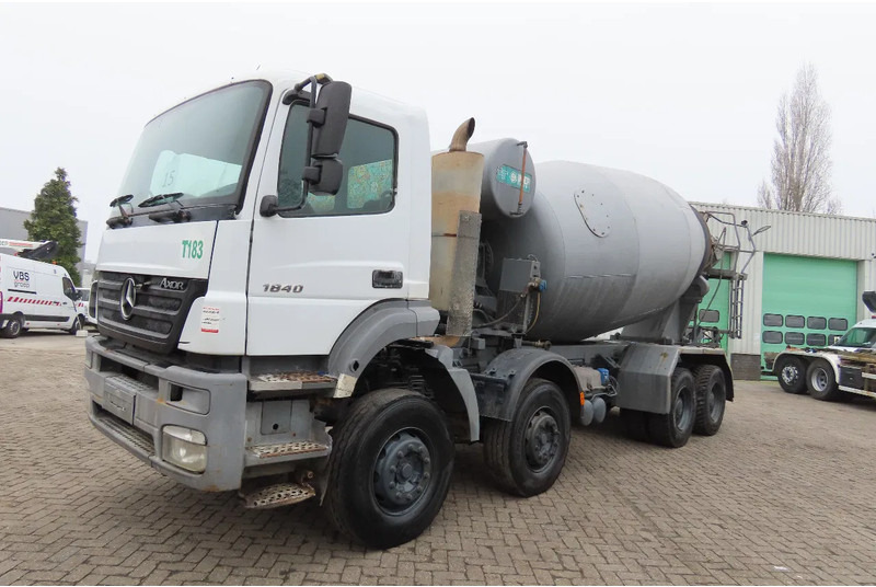 Mercedes-Benz Axor 4140 236540 KM ! BIG AXELS, Manual gearbox, FULL SPRING! 8х4 - Camion malaxeur: photos 2 Mercedes-Benz Axor 4140 236540 KM ! BIG AXELS, Manual gearbox, FULL SPRING! 8х4 - Camion malaxeur: photos 2