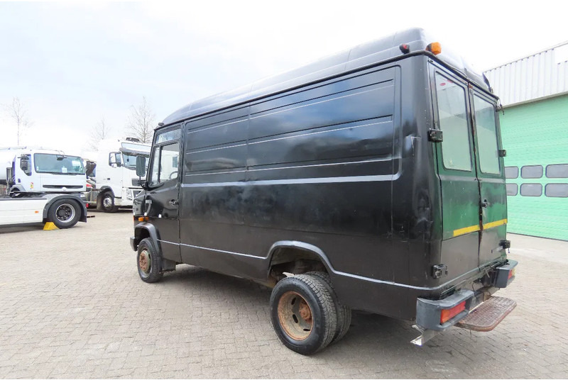 Mercedes-Benz Vario 609 (manual injection). Very clean - Fourgon utilitaire: photos 5 Mercedes-Benz Vario 609 (manual injection). Very clean - Fourgon utilitaire: photos 5