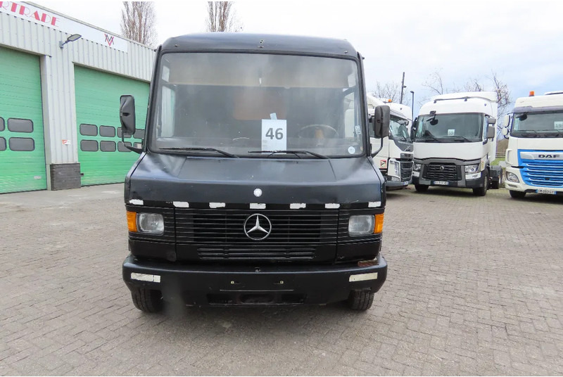 Mercedes-Benz Vario 609 (manual injection). Very clean - Fourgon utilitaire: photos 3 Mercedes-Benz Vario 609 (manual injection). Very clean - Fourgon utilitaire: photos 3