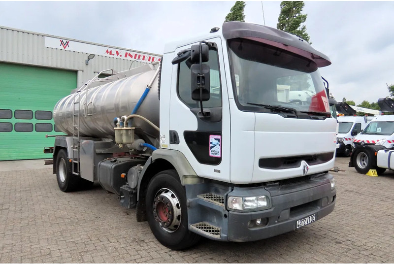 Renault Premium 300 water / milk / foods tank. INOX ! Manual diesel pomp! FRANCE TRUCK!! - Camion citerne: photos 1 Renault Premium 300 water / milk / foods tank. INOX ! Manual diesel pomp! FRANCE TRUCK!! - Camion citerne: photos 1