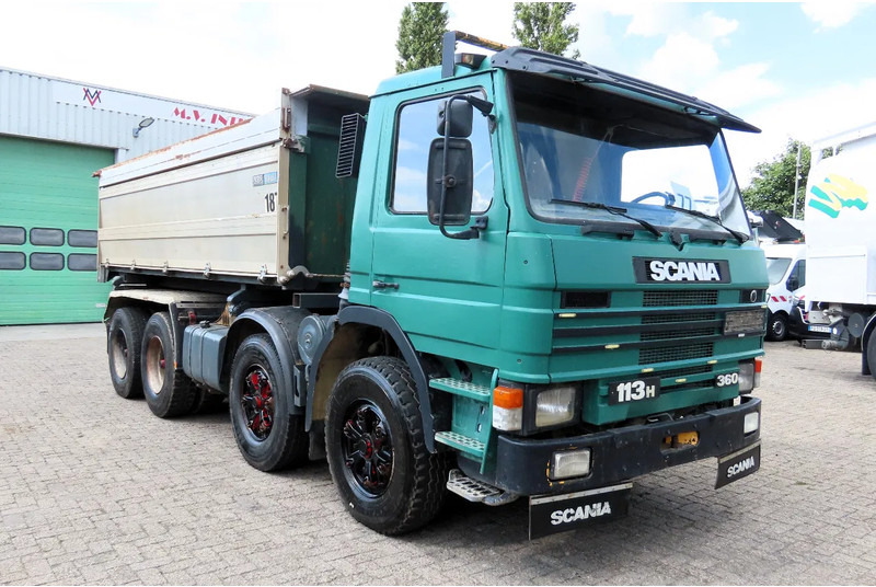 Scania P113-360 8x4 FULL SPRING! SUPER CONDITION! - Camion benne: photos 2 Scania P113-360 8x4 FULL SPRING! SUPER CONDITION! - Camion benne: photos 2