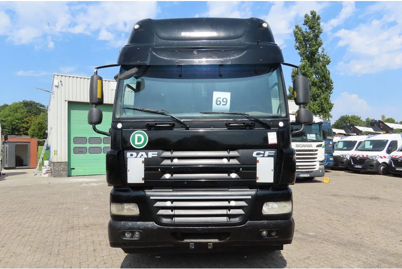 DAF CF 85.460 Manual gearbox - Tracteur routier: photos 3 DAF CF 85.460 Manual gearbox - Tracteur routier: photos 3