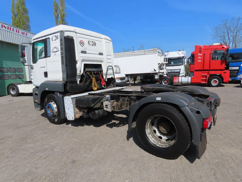 MAN TGA 18.390 Manual - Tracteur routier: photos 5 MAN TGA 18.390 Manual - Tracteur routier: photos 5