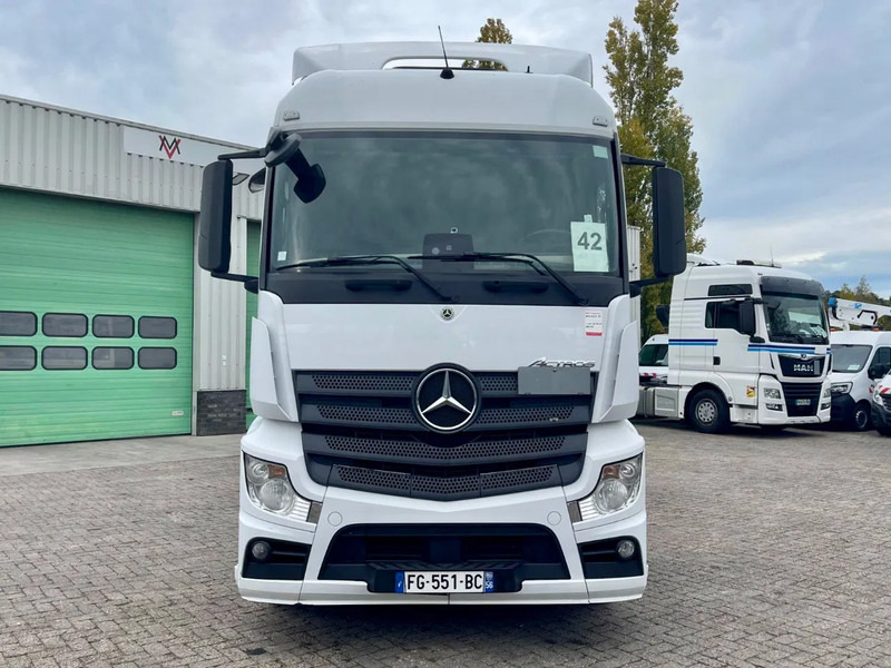 Mercedes-Benz Actros 1845 WDF9634031C008330 , 2 tanks, France clean truck - Tracteur routier: photos 4 Mercedes-Benz Actros 1845 WDF9634031C008330 , 2 tanks, France clean truck - Tracteur routier: photos 4