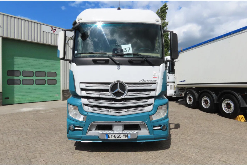 Mercedes-Benz Actros 1846 PTO. HYDRAULIC - Tracteur routier: photos 3 Mercedes-Benz Actros 1846 PTO. HYDRAULIC - Tracteur routier: photos 3