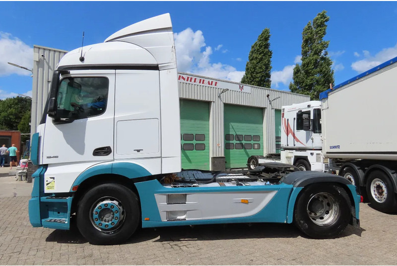 Mercedes-Benz Actros 1846 PTO. HYDRAULIC - Tracteur routier: photos 4 Mercedes-Benz Actros 1846 PTO. HYDRAULIC - Tracteur routier: photos 4
