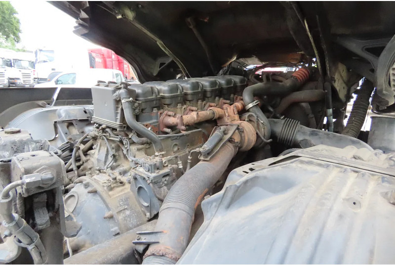 Tracteur routier Scania R420 2 tanks, 2 beds, manual gearbox: photos 17